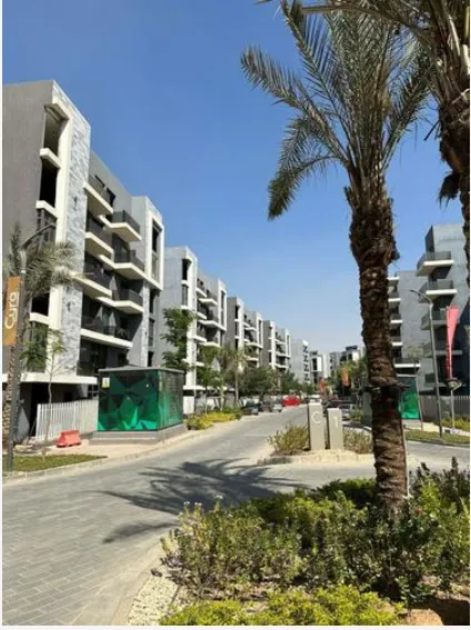 بنتهاوس للبيع في ويست ودز في حدائق اكتوبر بمساحة 0 م² تتكون من 2 غرف