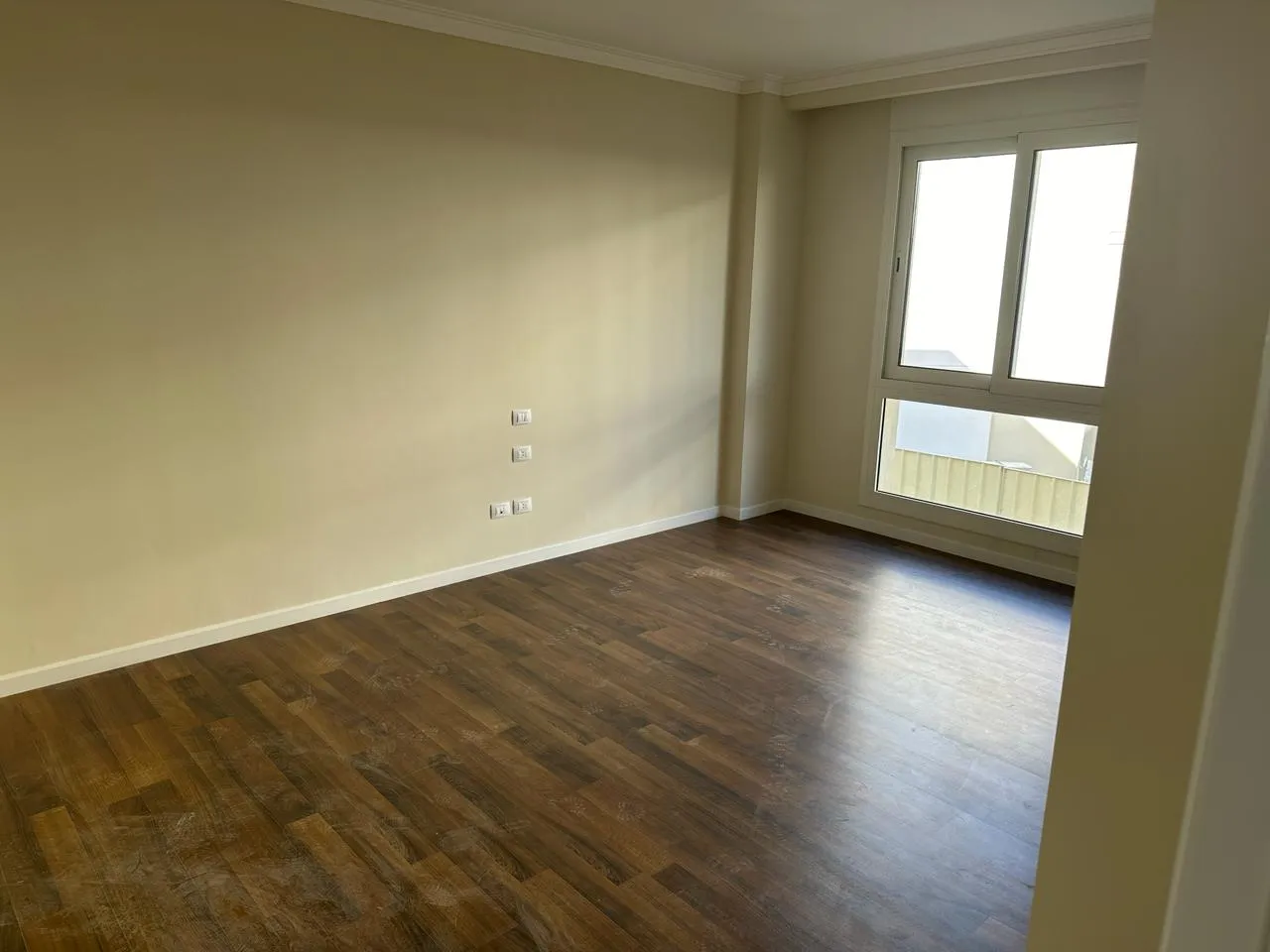 للبيع في بيراميد هيلز في بمساحة 0 م² تتكون من 0 غرف