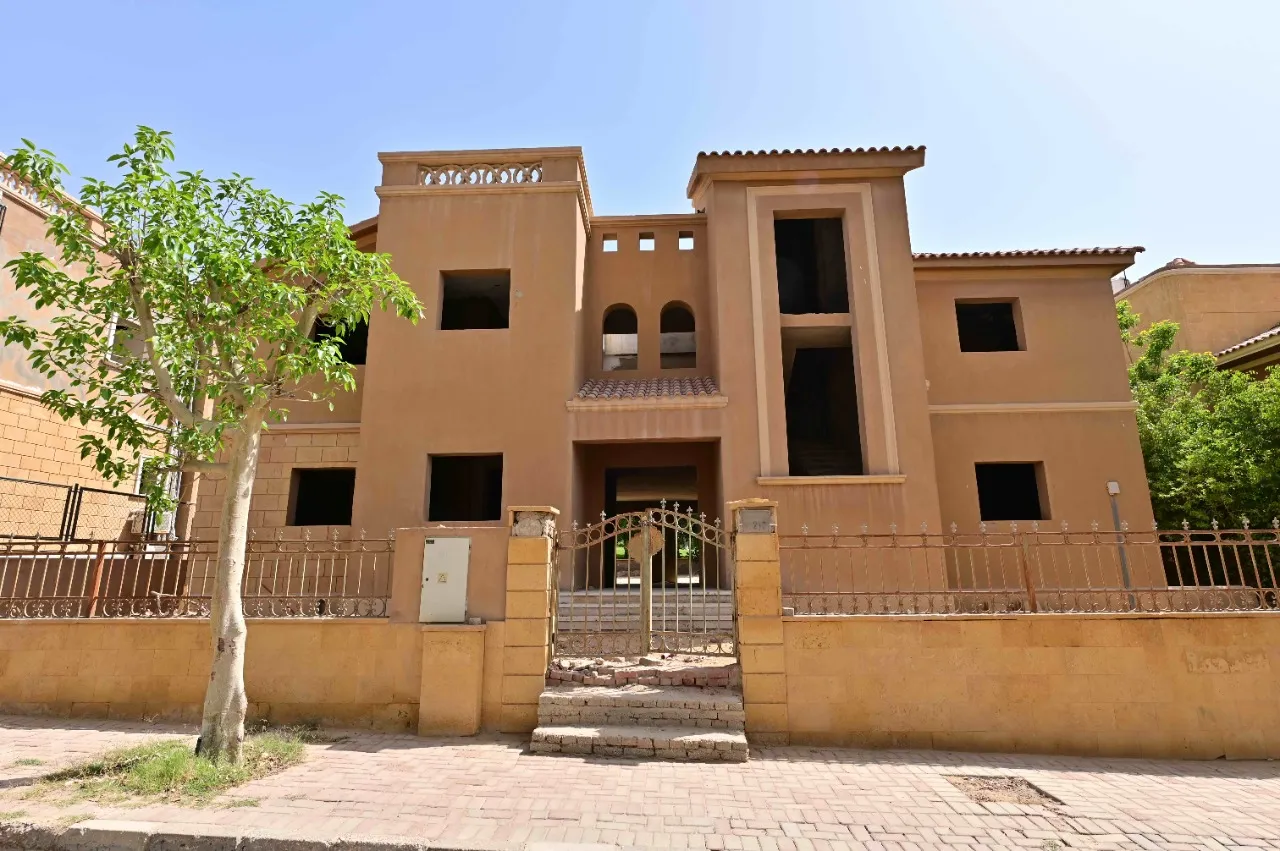 Villa for sale in Grand Residence in New Cairo of 0 m² with 5 bedrooms