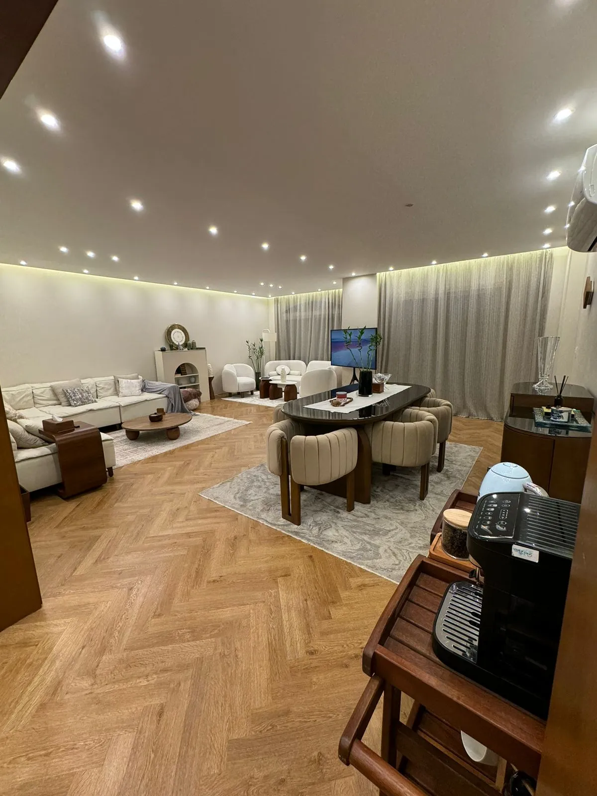 Apartment for sale in Stone Residence in New Cairo of 155 m² with 2 bedrooms