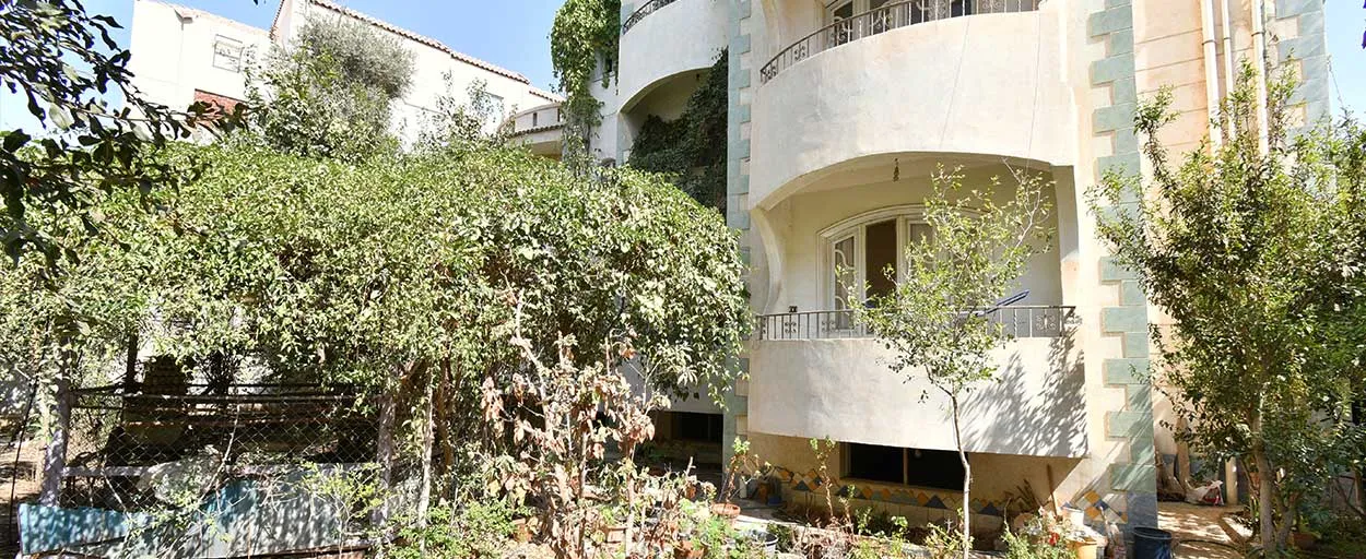  للبيع في النرجس في  بمساحة 0 م² تتكون من 0 غرف