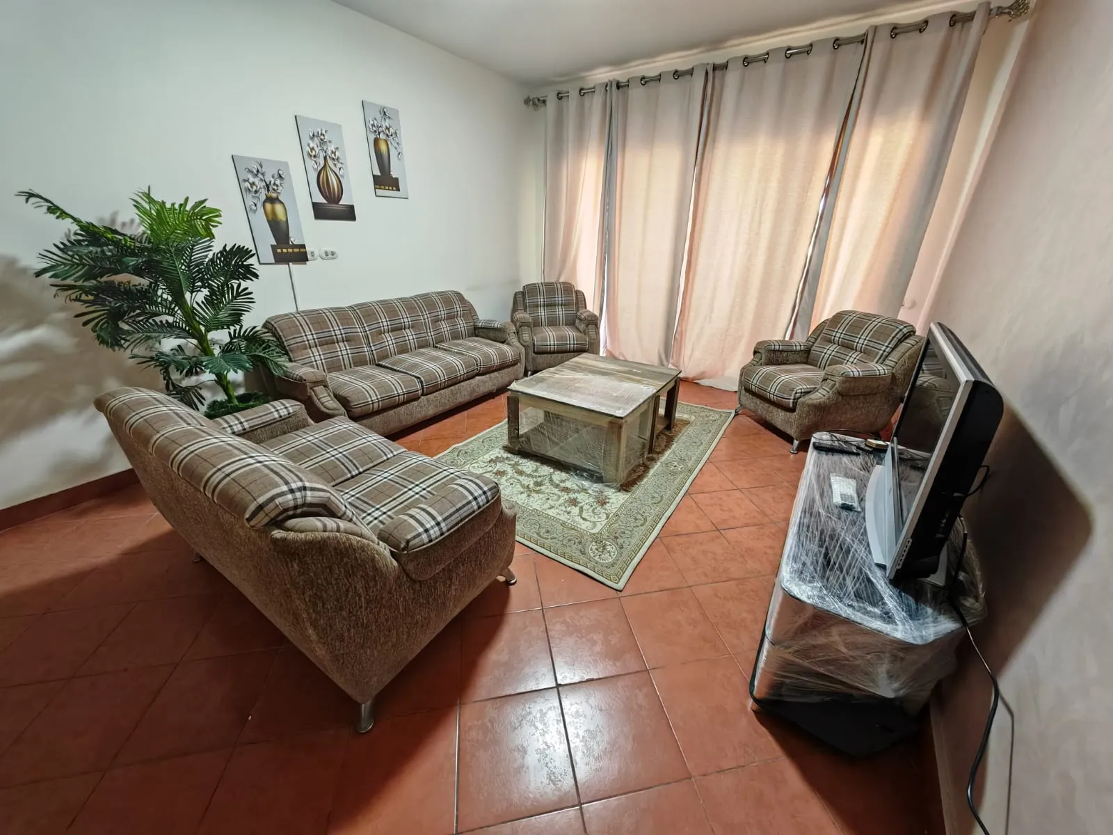  للبيع في بورتو السخنة في  بمساحة 0 م² تتكون من 0 غرف