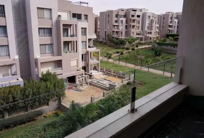  للبيع في فيلدج جاردن قطامية في  بمساحة 0 م² تتكون من 0 غرف