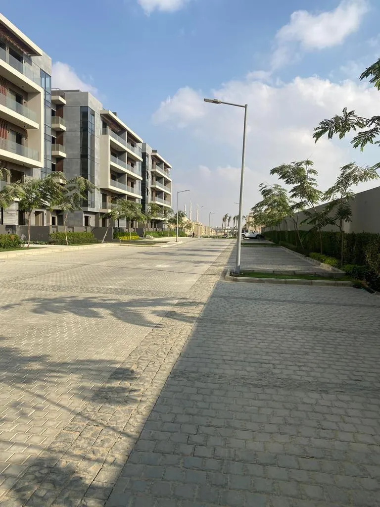  للبيع في الباتيو أورو في  بمساحة 0 م² تتكون من 0 غرف