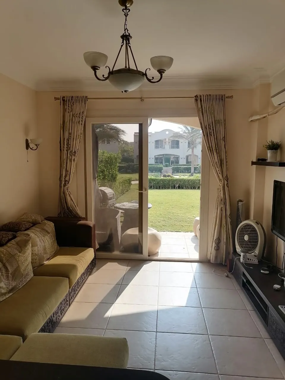 Chalet for sale in La Vista 6 in Ain Sokhna of 0 m² with 3 bedrooms