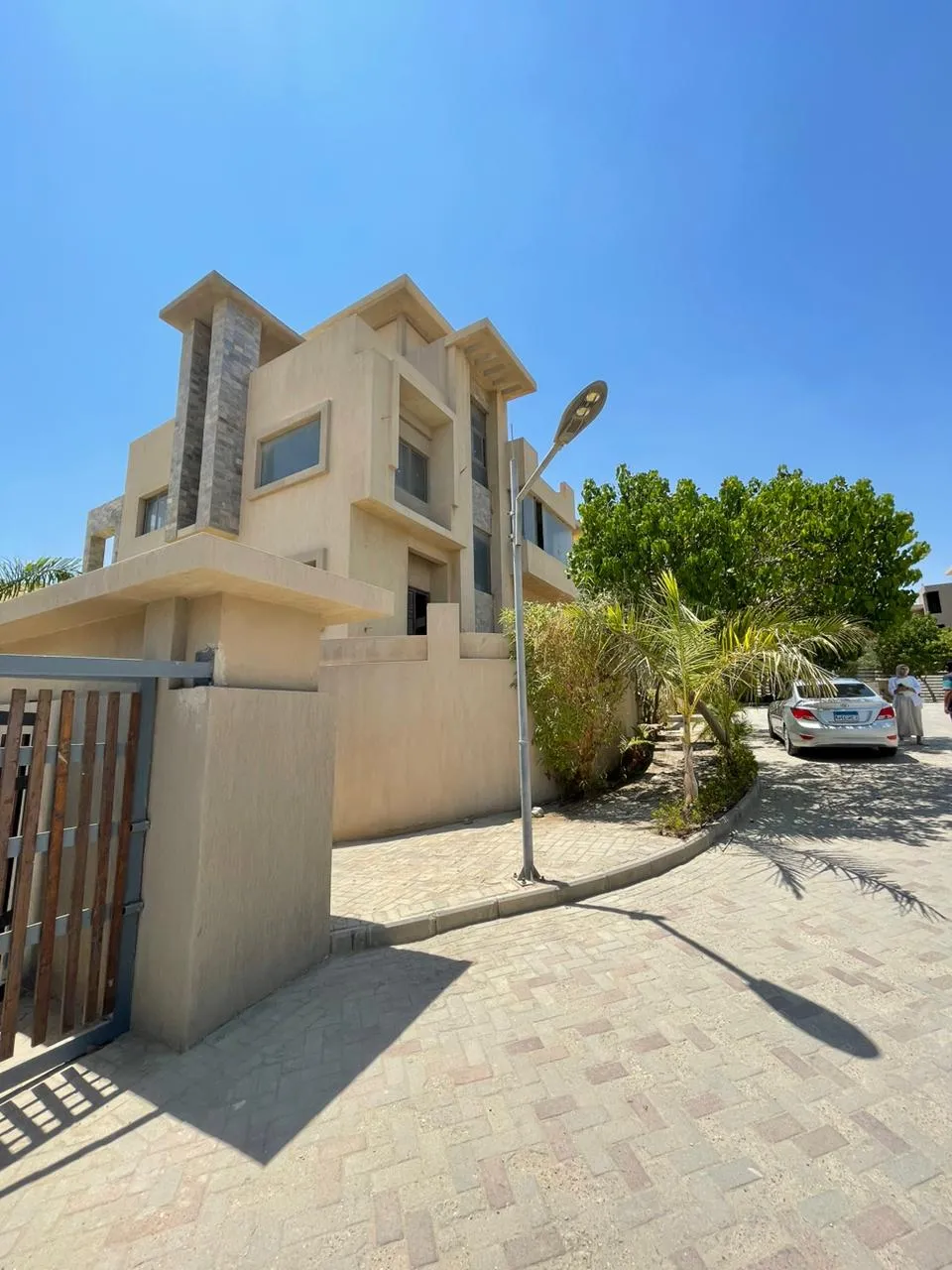 Villa for sale in Jubail in 6th of October City of 660 m² with 4 bedrooms