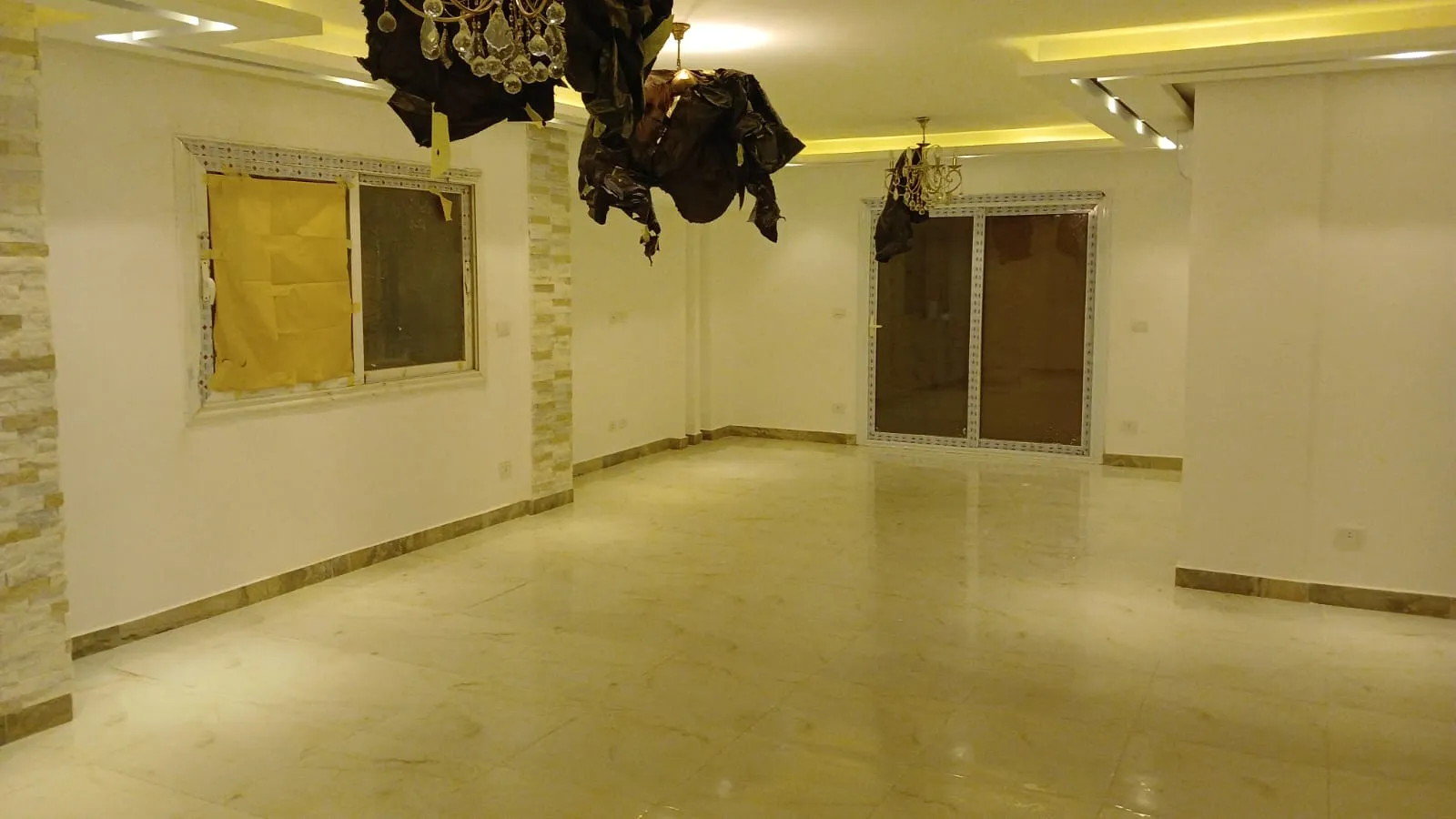 شقة للبيع في ذا سكوير في القاهرة الجديدة بمساحة 210 م² تتكون من 3 غرف