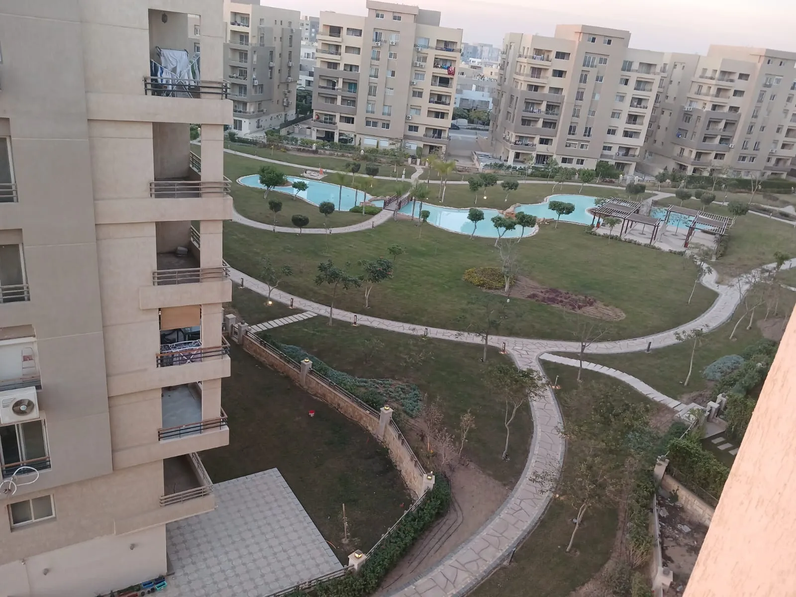 شقة للبيع في ذا سكوير في القاهرة الجديدة بمساحة 210 م² تتكون من 3 غرف