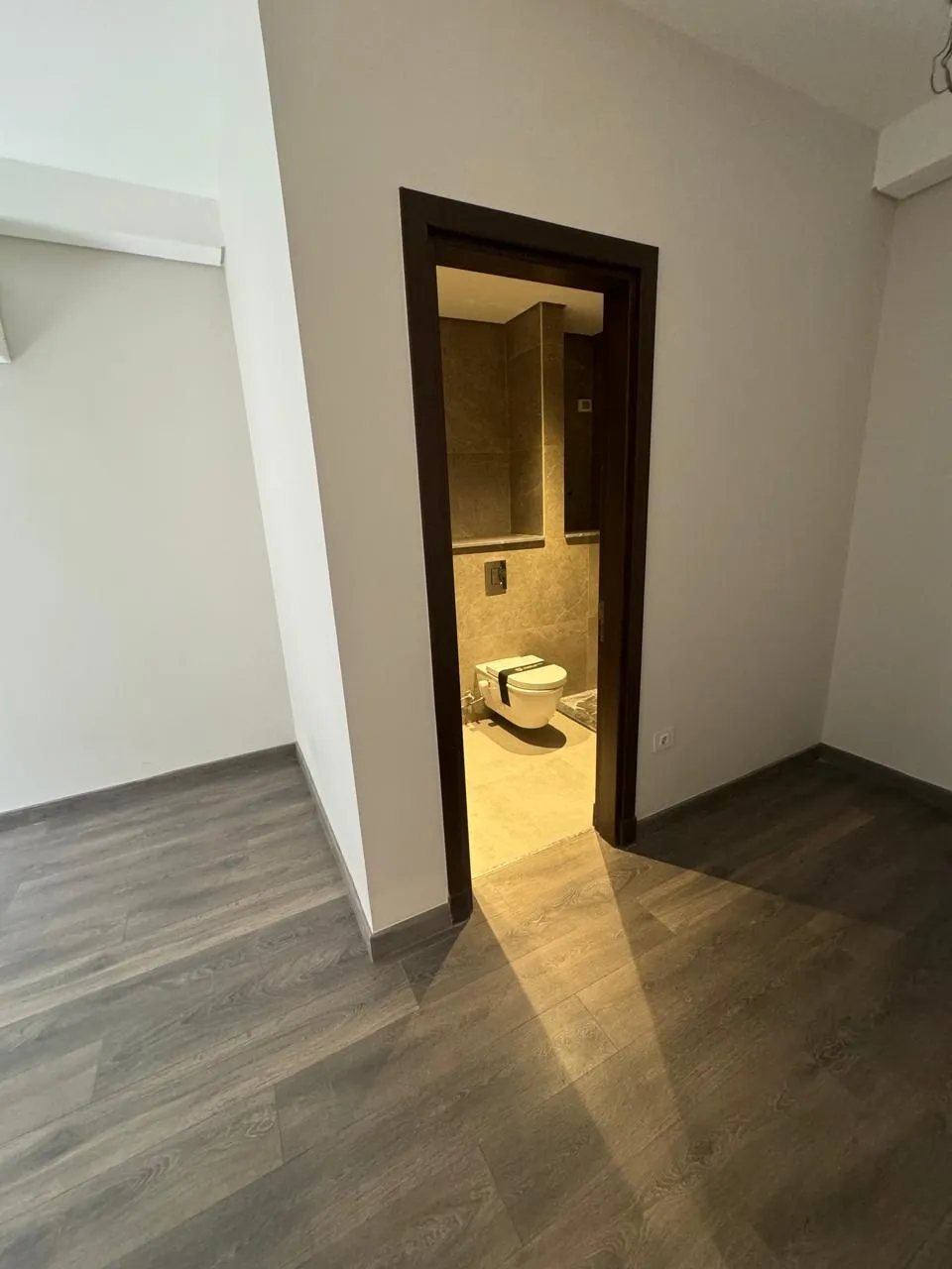  للبيع في زيد  في  بمساحة 0 م² تتكون من 0 غرف