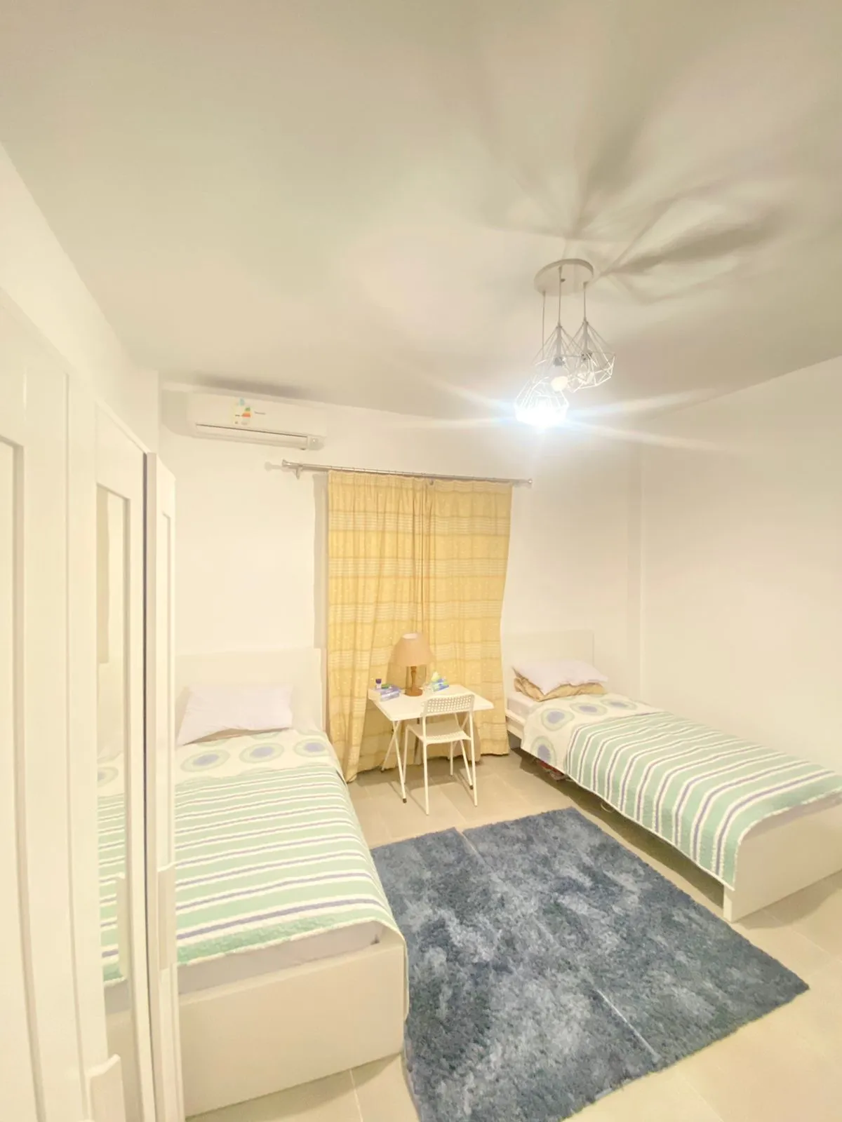 شاليه للبيع في أمواج في سيدي عبد الرحمن بمساحة 0 م² تتكون من 3 غرف