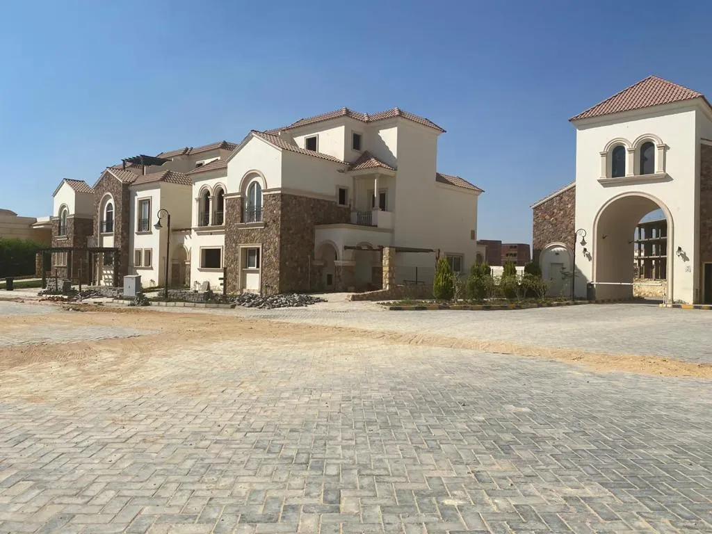  للبيع في ديفيانا جاردنز في  بمساحة 0 م² تتكون من 0 غرف