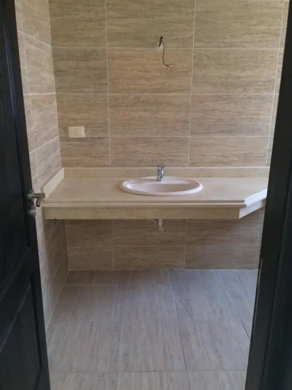 فيلا للبيع في تلال السخنة في العين السخنة بمساحة 0 م² تتكون من 4 غرف