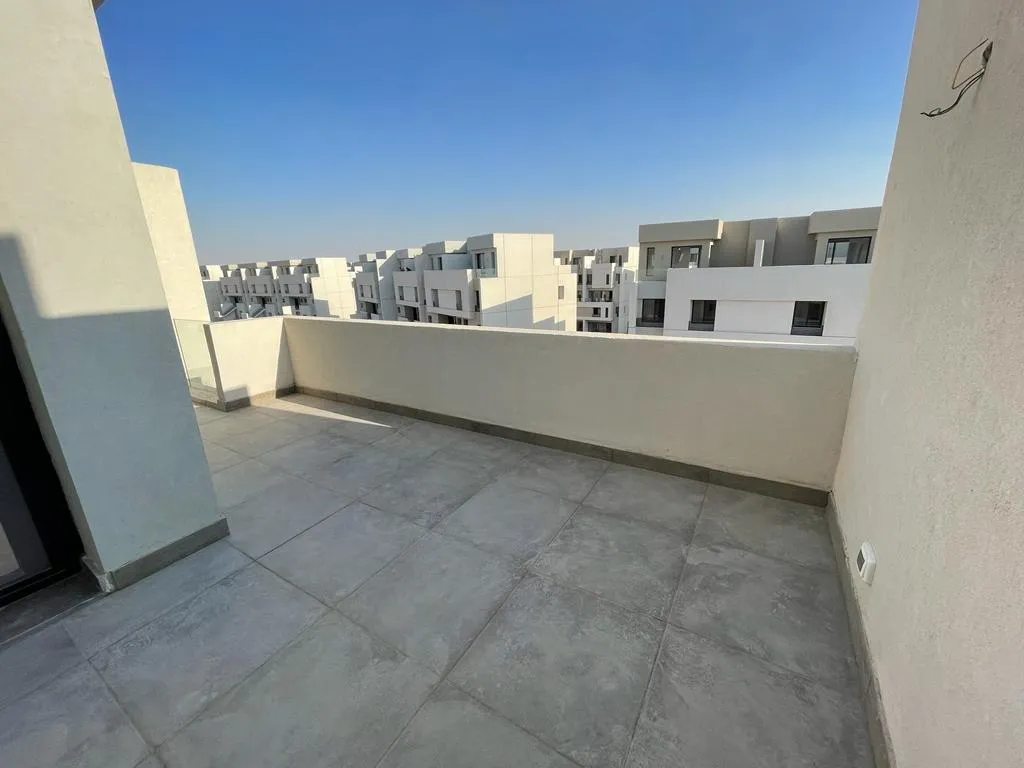 Duplex for sale in Al Burouj in El Shorouk of 276 m² with 3 bedrooms