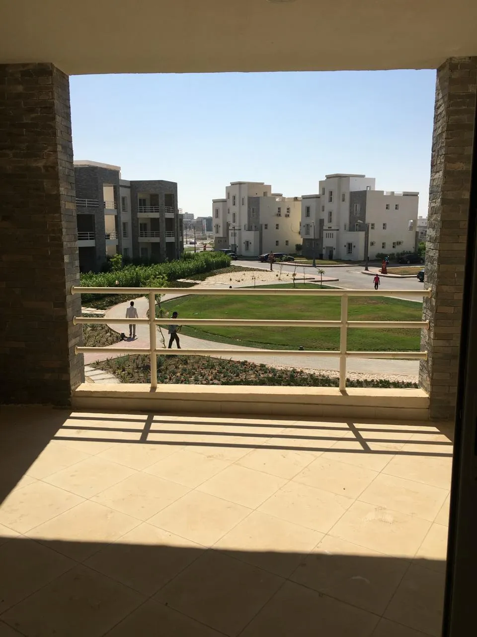 شقة للبيع في أمواج في سيدي عبد الرحمن بمساحة 0 م² تتكون من 2 غرف