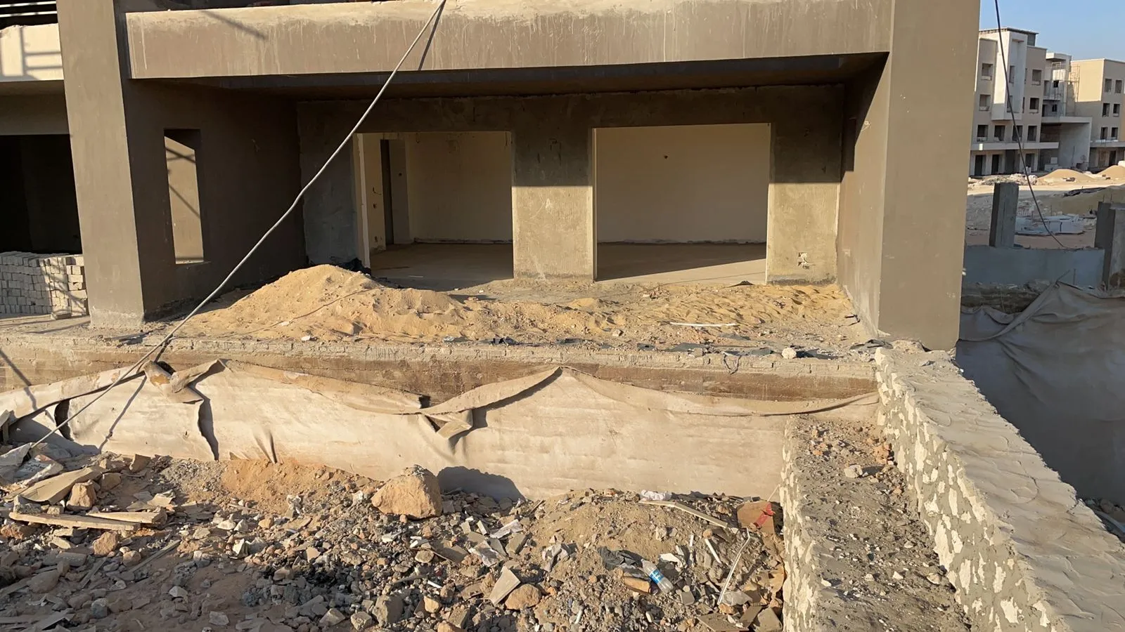  للبيع في نيو جيزة في  بمساحة 0 م² تتكون من 0 غرف