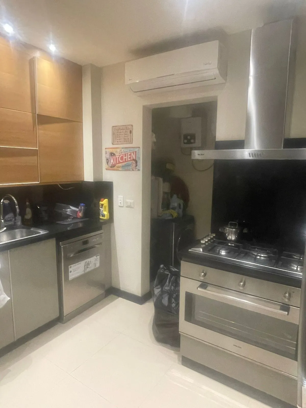 Apartment for sale in Jewar Sheikh Zayed in 6th of October City of 220 m² with 3 bedrooms