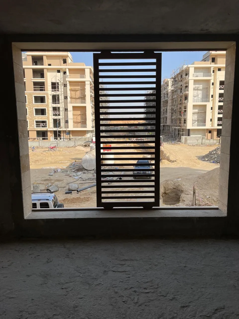 شقة للبيع في تاج سيتي في القاهرة الجديدة بمساحة 0 م² تتكون من 3 غرف