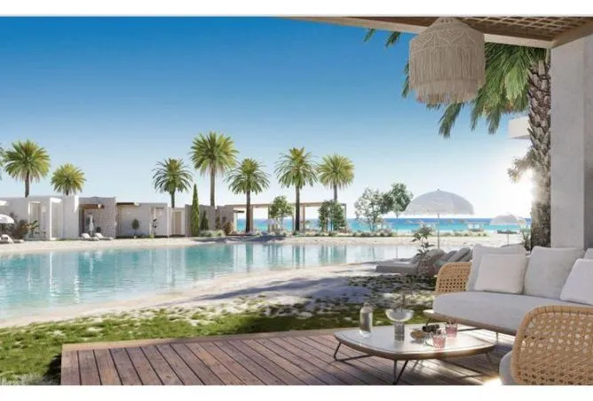 شاليه للبيع في سولاري في رأس الحكمة بمساحة 108 م² تتكون من 2 غرف