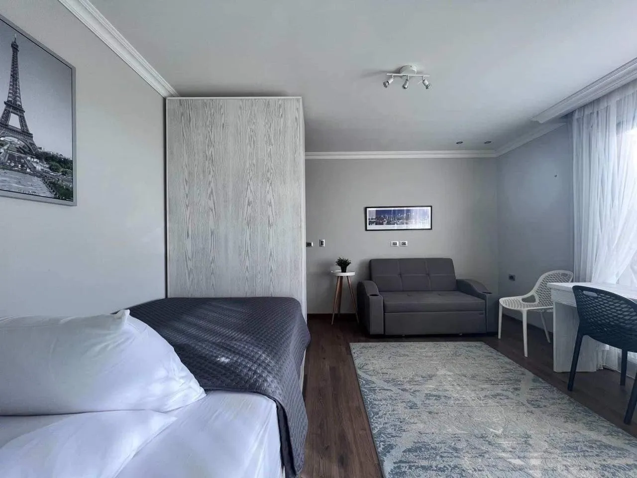  للبيع في ايست تاون ريزيدنس في  بمساحة 0 م² تتكون من 0 غرف