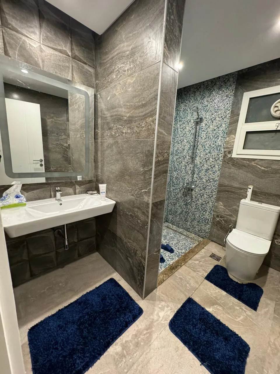 Apartment for sale in October Plaza in Northern Expansion of 158 m² with 2 bedrooms