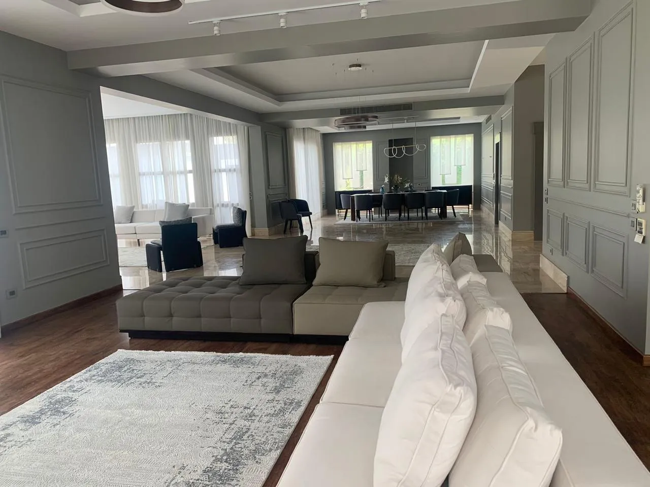 فيلا للبيع في اليجريا في الشيخ زايد بمساحة 0 م² تتكون من 5 غرف