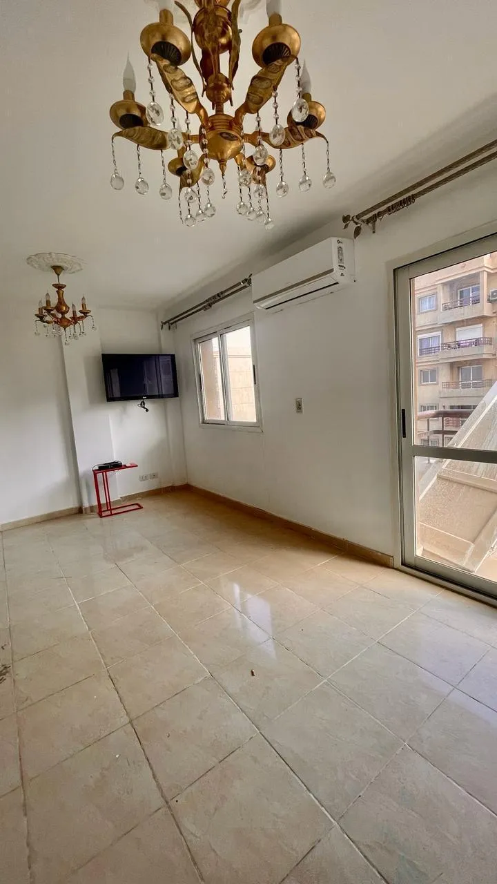 شقة للبيع في مدينتي في مدينتي بمساحة 0 م² تتكون من 2 غرف