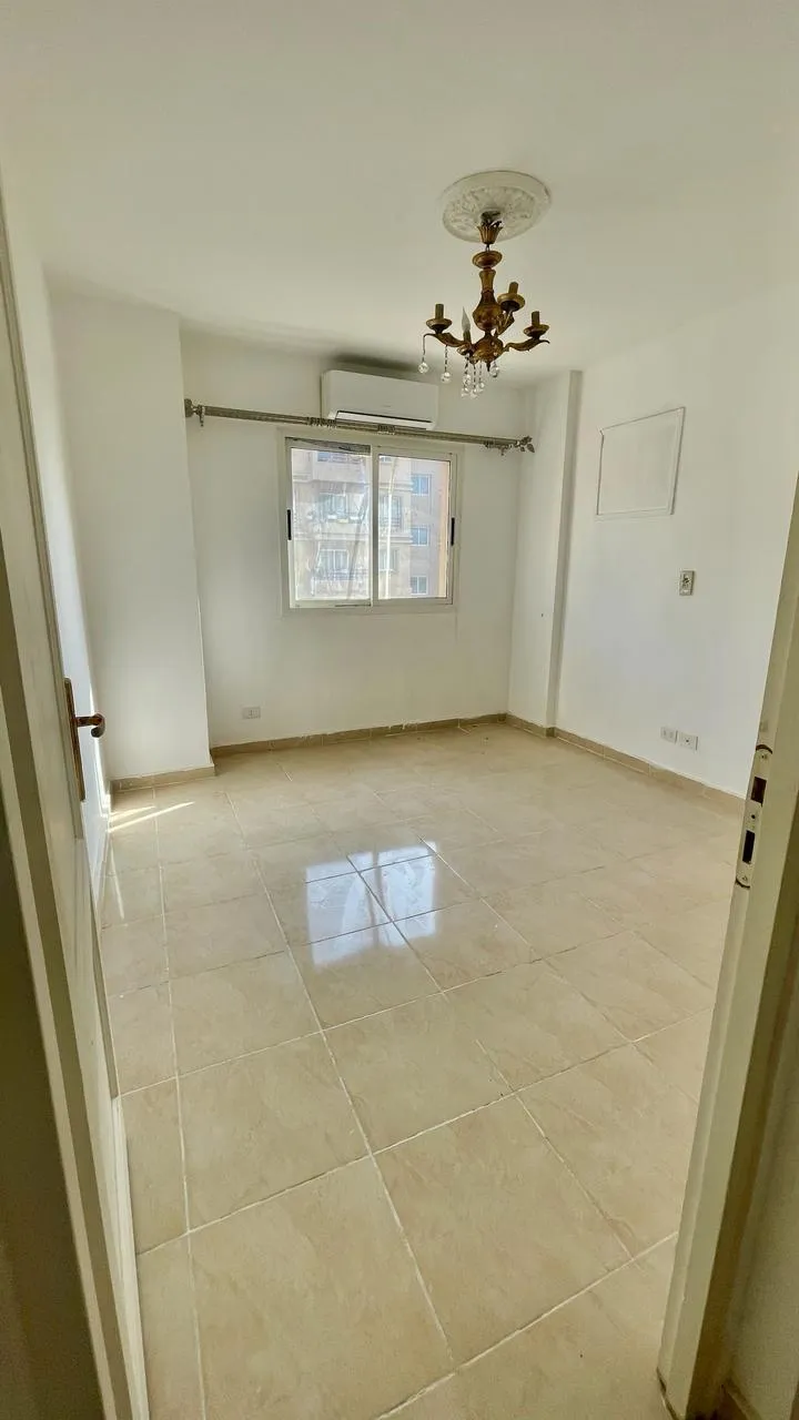 شقة للبيع في مدينتي في مدينتي بمساحة 0 م² تتكون من 2 غرف