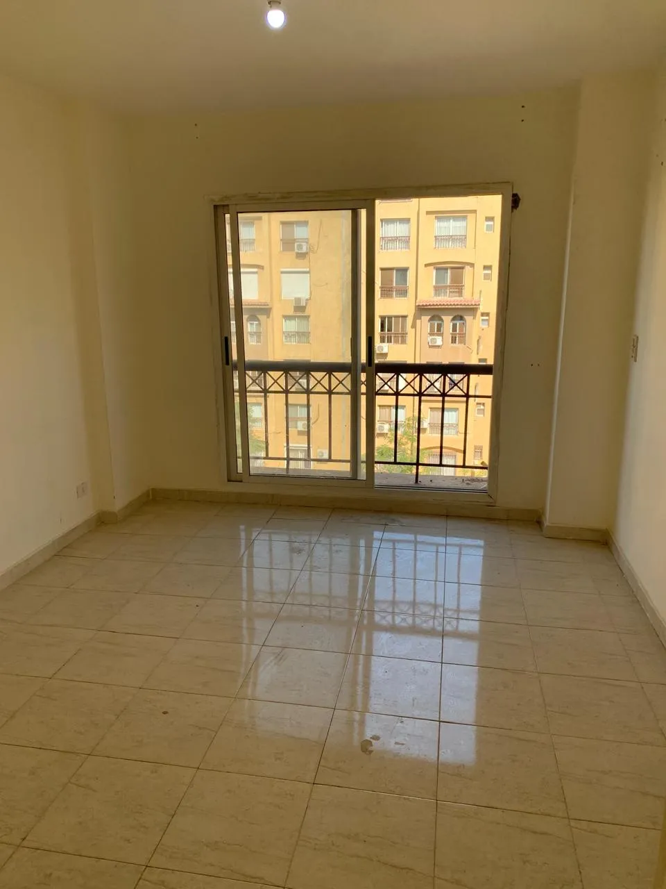  للبيع في مدينتي في  بمساحة 0 م² تتكون من 0 غرف