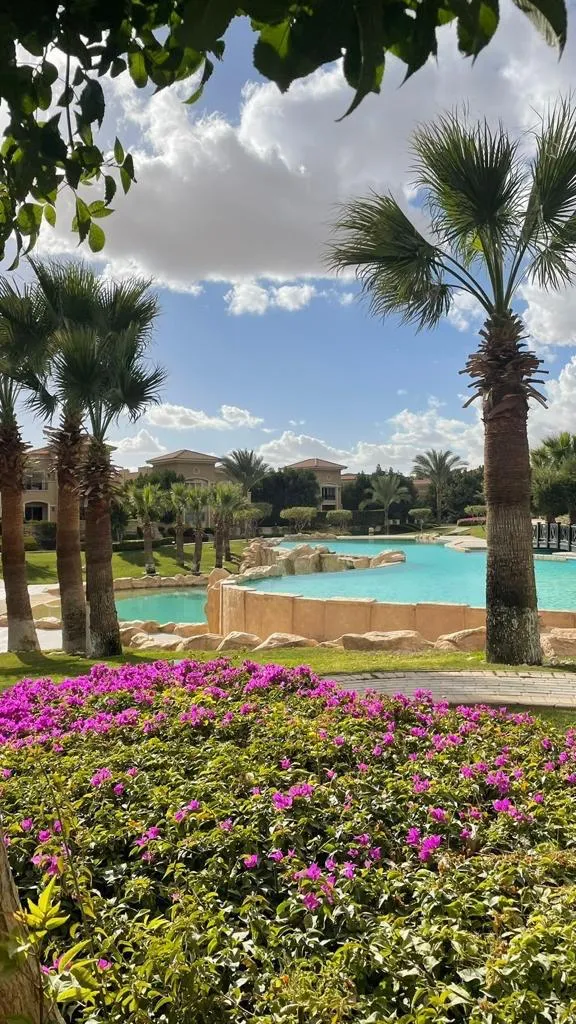  للبيع في ذا هيلز في  بمساحة 0 م² تتكون من 0 غرف