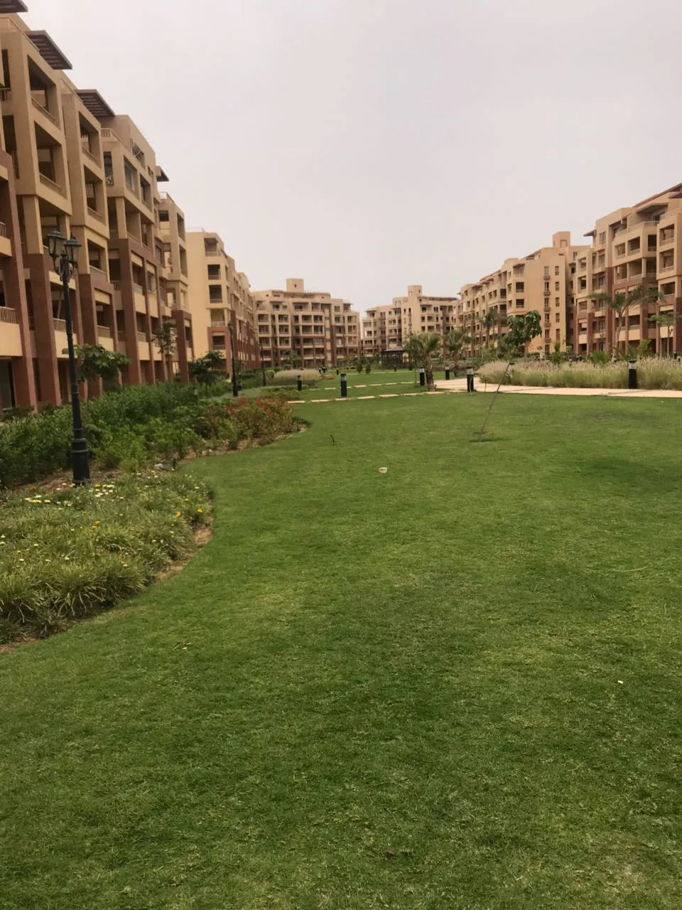 للبيع في جاردن هيلز في بمساحة 0 م² تتكون من 0 غرف