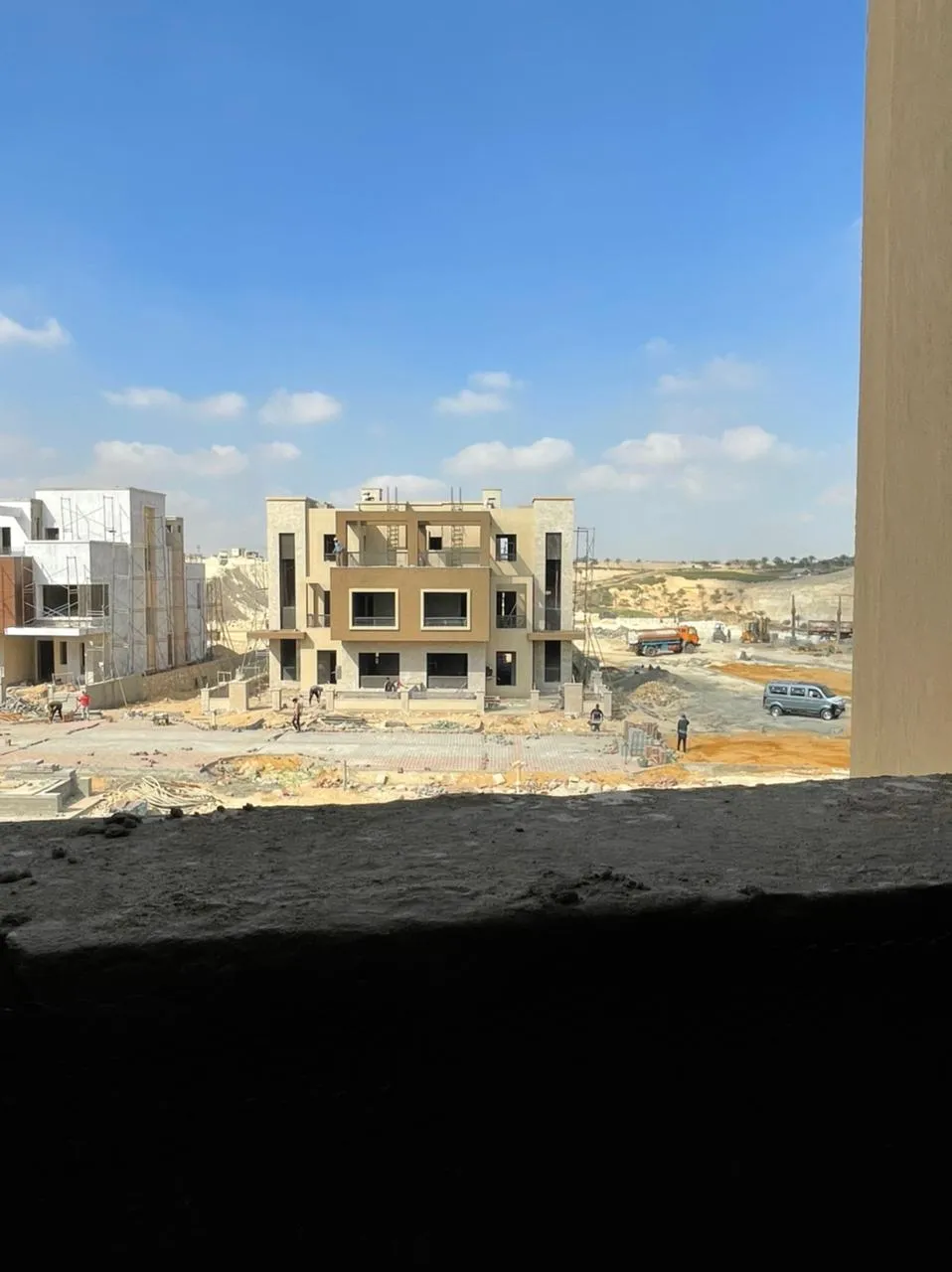 تاون هاوس للبيع في نيو جيزة في مدينة السادس من أكتوبر بمساحة 0 م² تتكون من 3 غرف