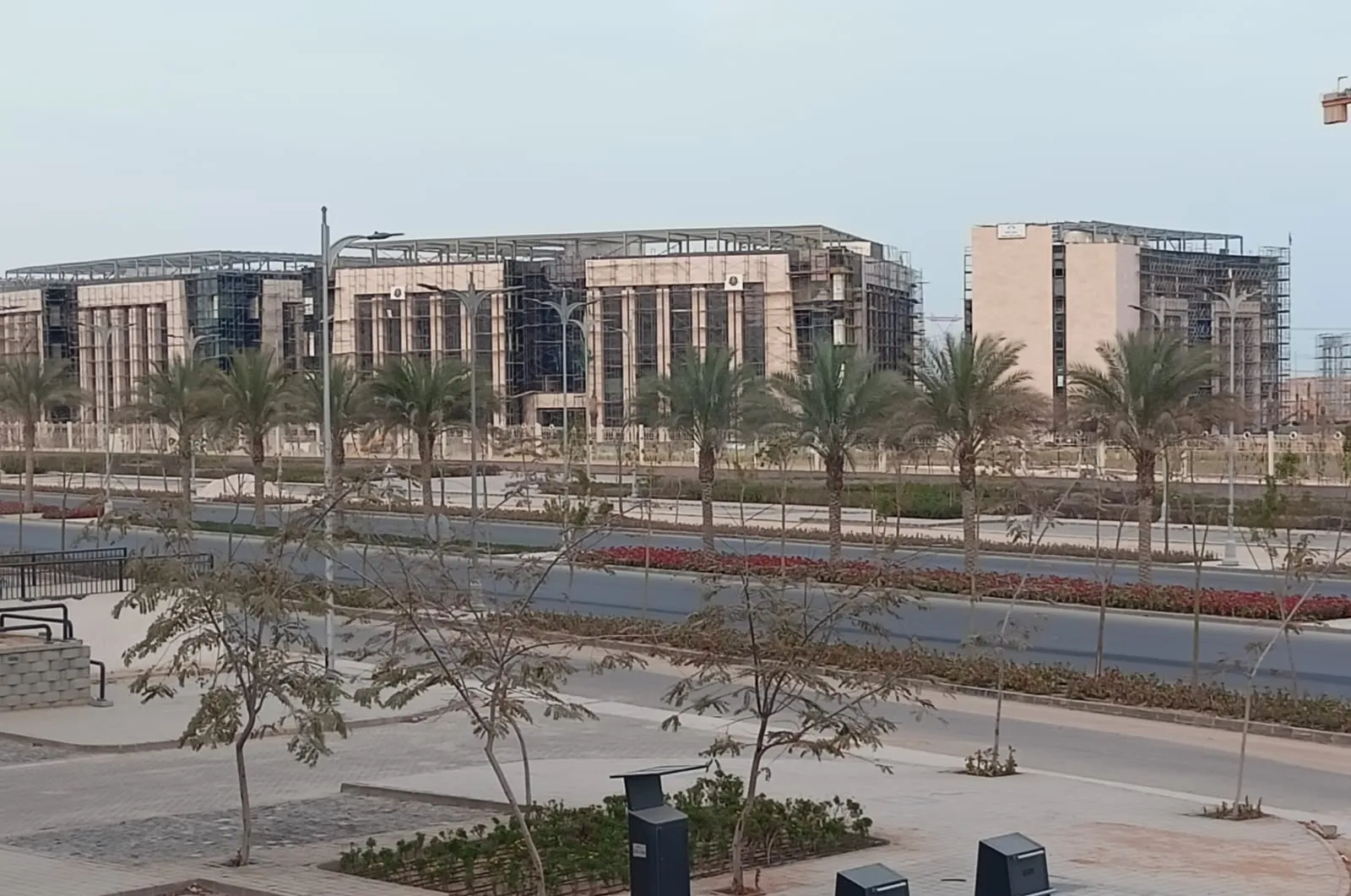 شقة للبيع في المقصد في العاصمة الإدارية الجديدة بمساحة 123 م² تتكون من 3 غرف