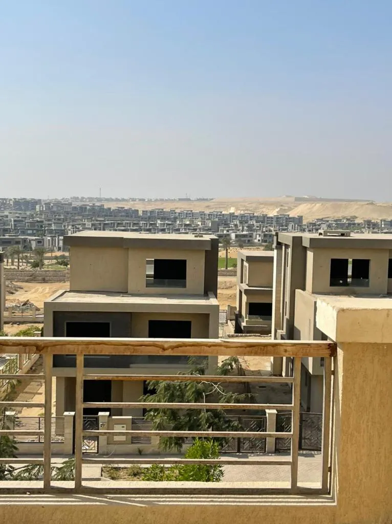 Villa for sale in New Giza in 6th of October City of 0 m² with 3 bedrooms