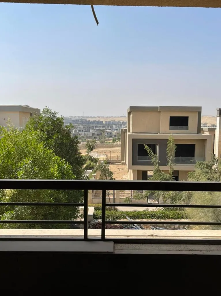 Villa for sale in New Giza in 6th of October City of 0 m² with 3 bedrooms