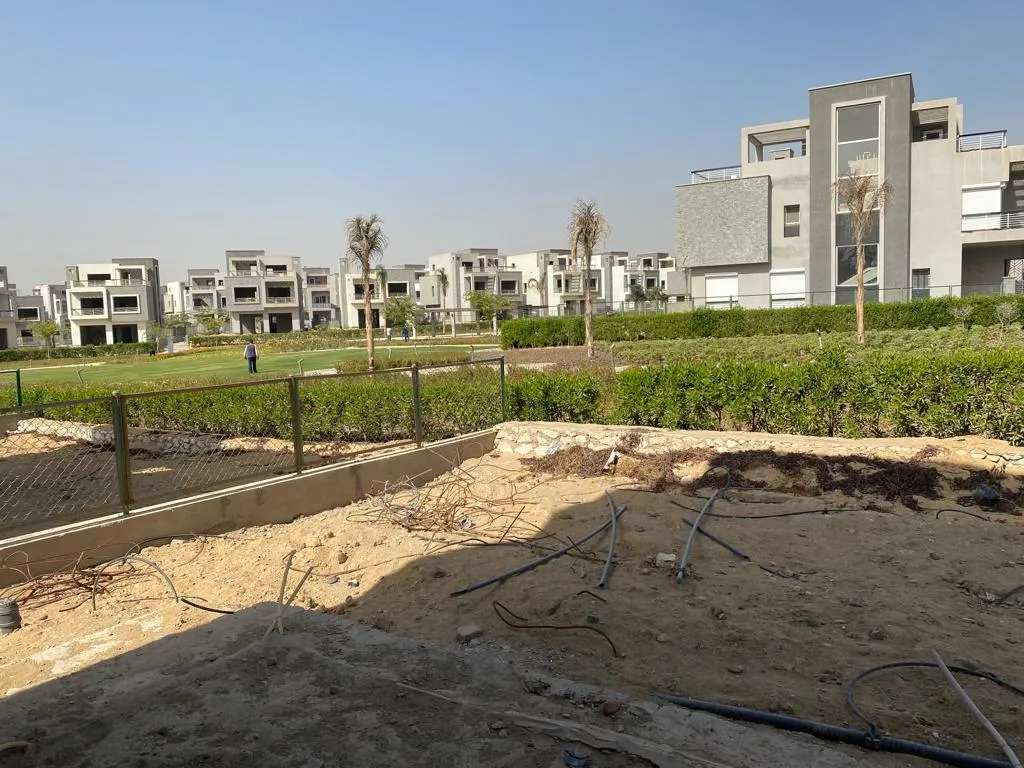 Villa for sale in New Giza in 6th of October City of 0 m² with 3 bedrooms