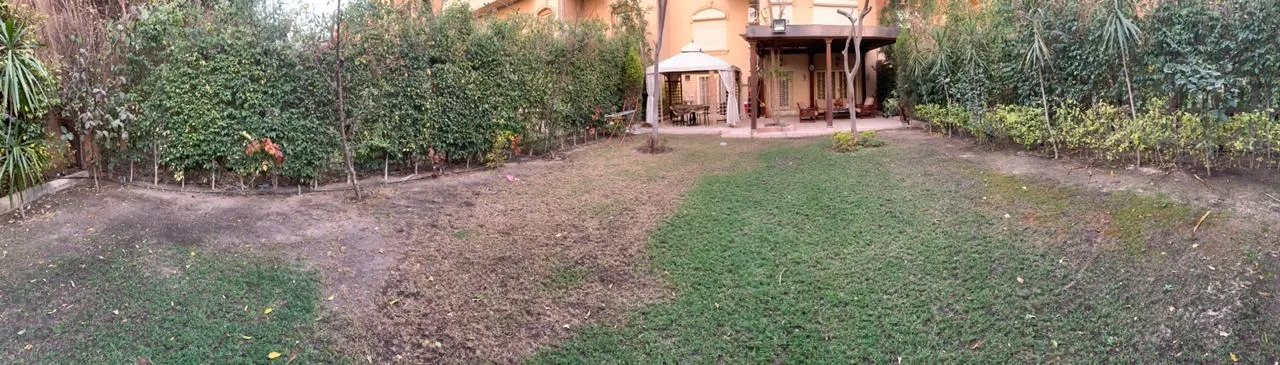 Townhouse for sale in Galleria in South Investors of 367 m² with 5 bedrooms