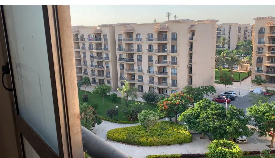 Apartment for sale in El Rehab in New Cairo of 162 m² with 3 bedrooms