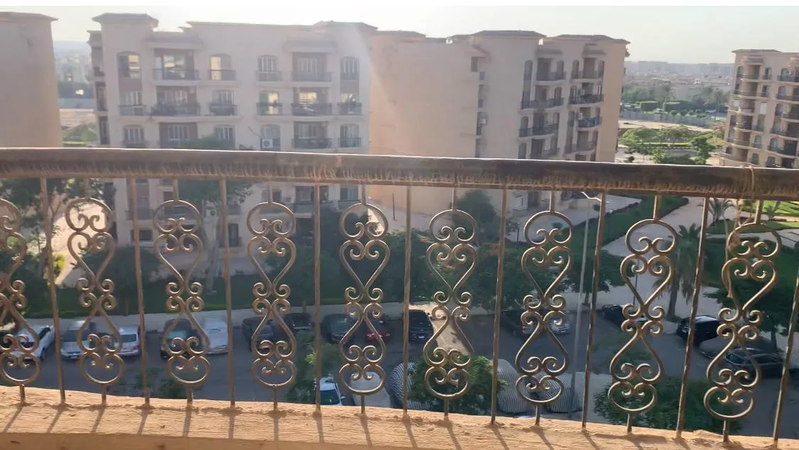 Apartment for sale in El Rehab in New Cairo of 162 m² with 3 bedrooms
