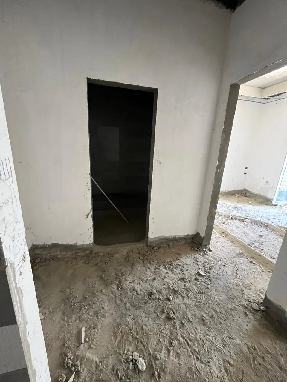 شقة للبيع في الحي اللاتيني سيتي ايدج في العلمين بمساحة 99 م² تتكون من 1 غرف