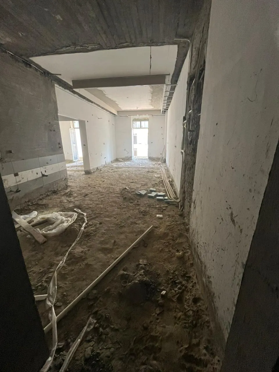 شقة للبيع في الحي اللاتيني سيتي ايدج في العلمين بمساحة 99 م² تتكون من 1 غرف