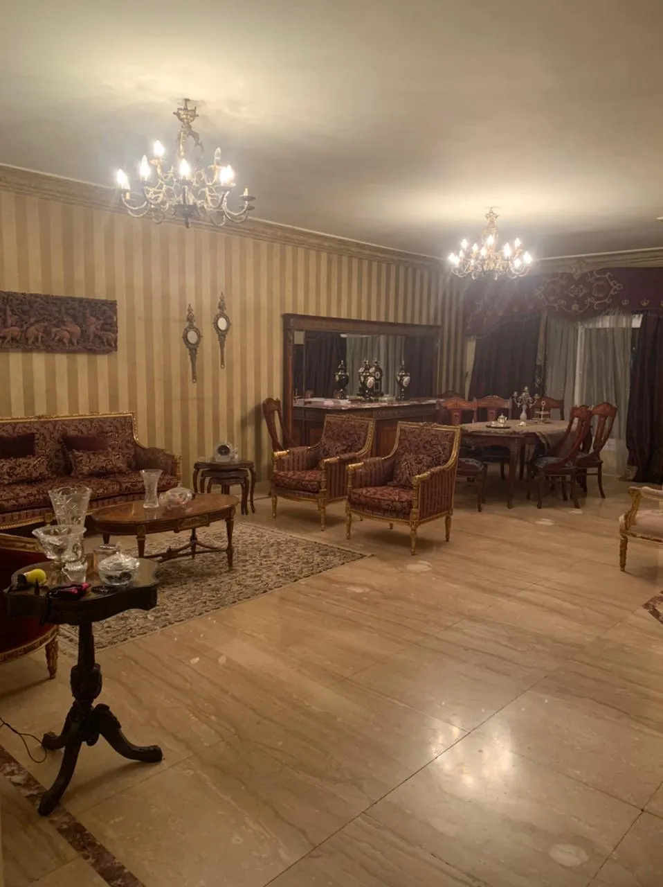 توين هاوس للبيع في الروضة في مدينة السادس من أكتوبر بمساحة 0 م² تتكون من 5 غرف