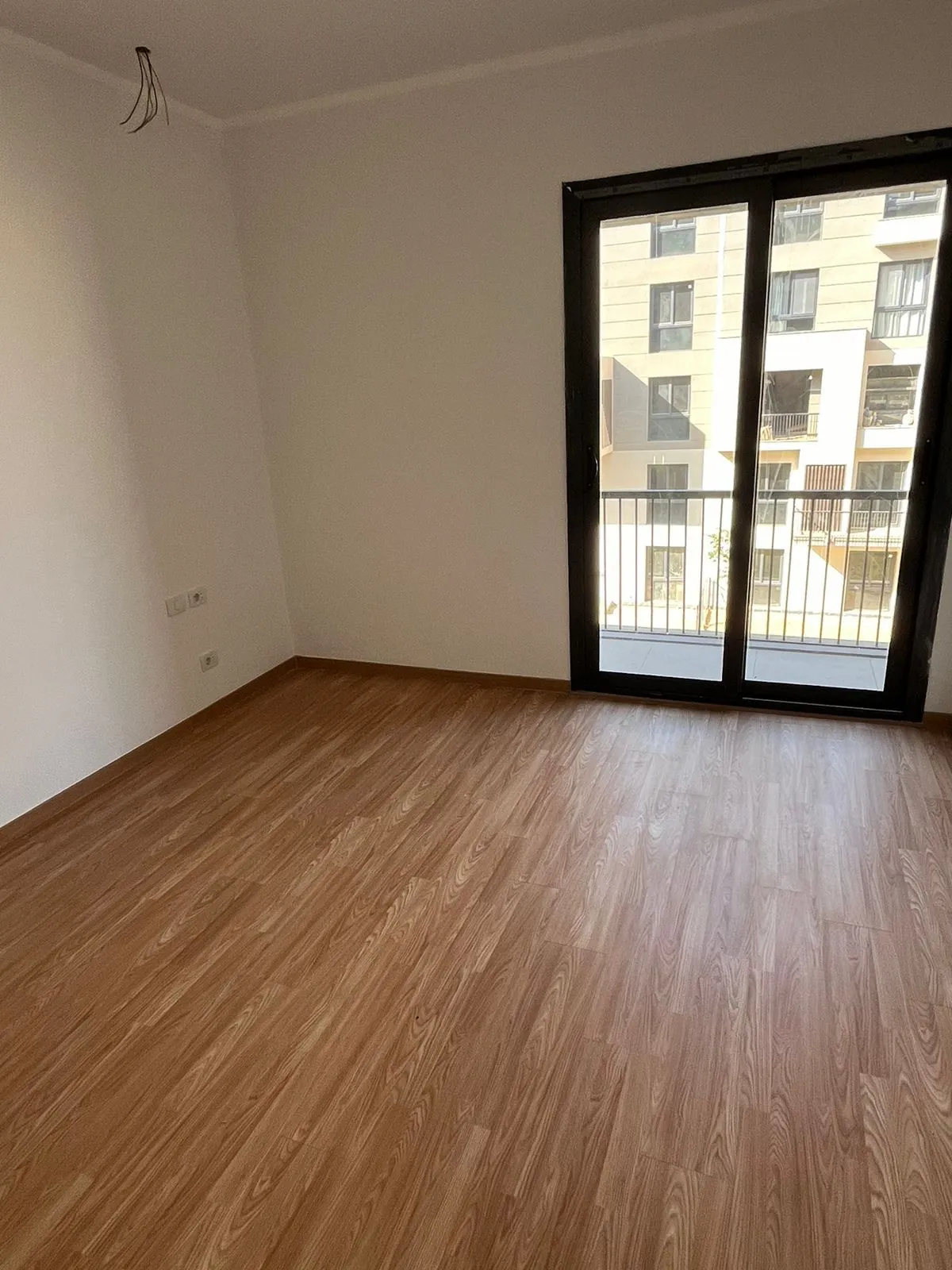  للبيع في سوديك إيست في  بمساحة 0 م² تتكون من 0 غرف