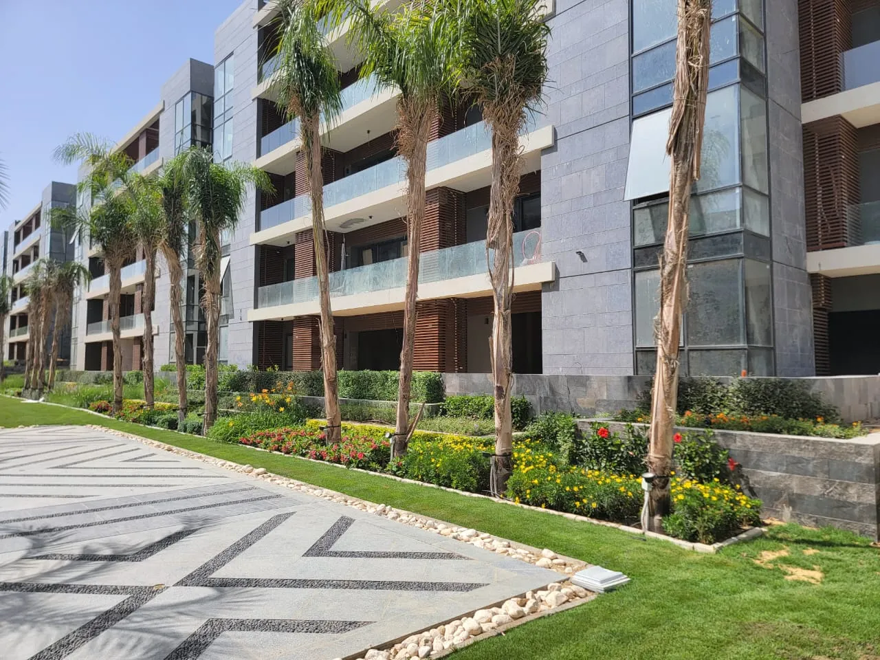  للبيع في الباتيو أورو في  بمساحة 0 م² تتكون من 0 غرف