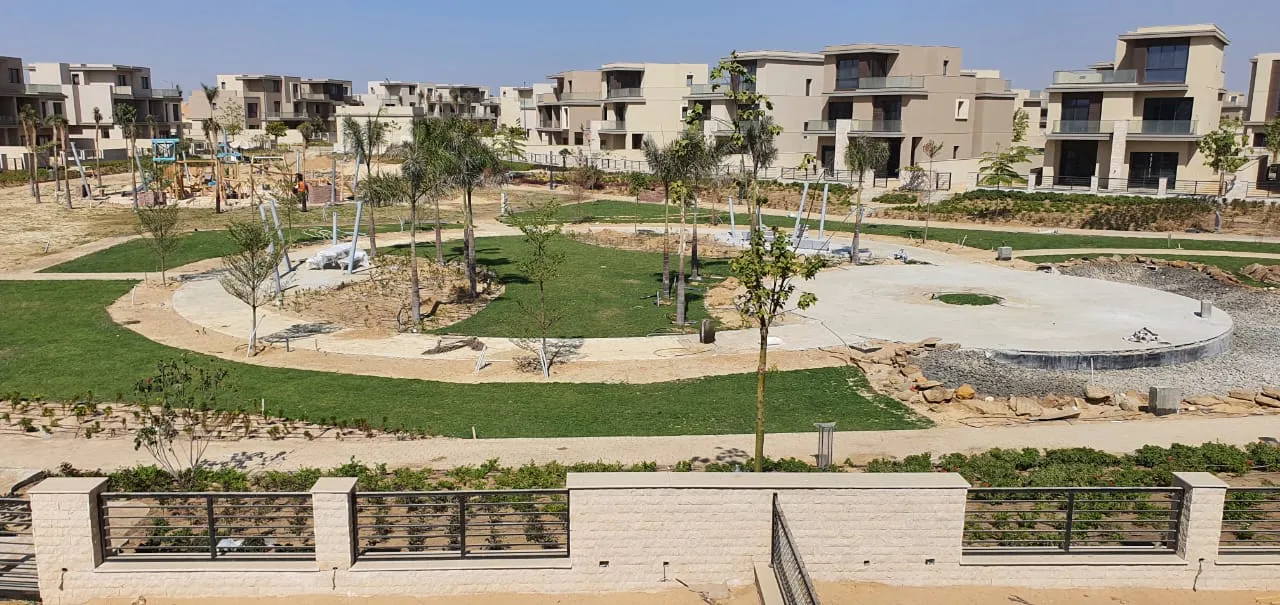 Twinhouse for sale in The Estates  in New Zayed of 291 m² with 4 bedrooms