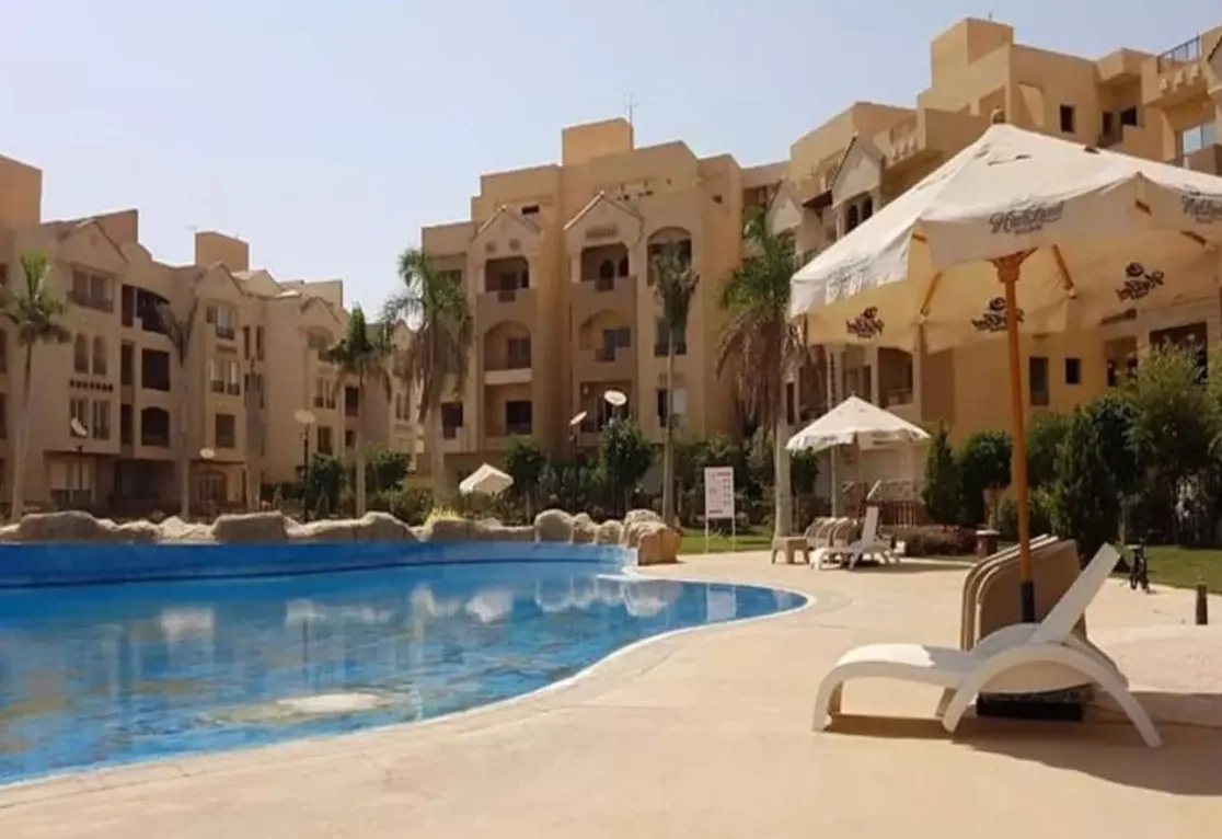 بنتهاوس للبيع في هاي لاند بارك في القاهرة الجديدة بمساحة 115 م² تتكون من 2 غرف