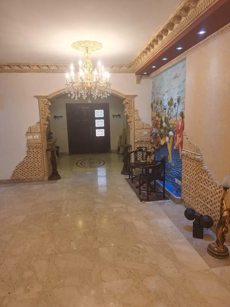 فيلا للبيع في الرحاب  في القاهرة الجديدة بمساحة 450 م² تتكون من 6 غرف