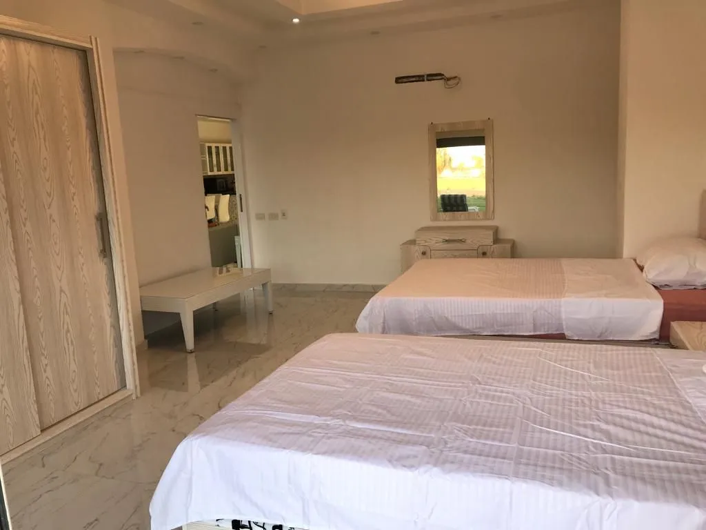 Chalet for sale in Hacienda Bay in Sidi Abdel Rahman of 224 m² with 3 bedrooms