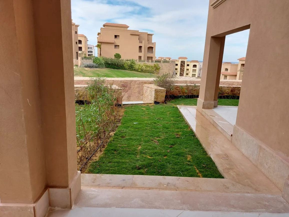 Chalet for sale in Laguna Bay in Ain Sokhna of 160 m² with 3 bedrooms