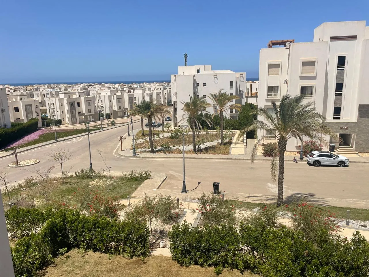  للبيع في أمواج في  بمساحة 0 م² تتكون من 0 غرف