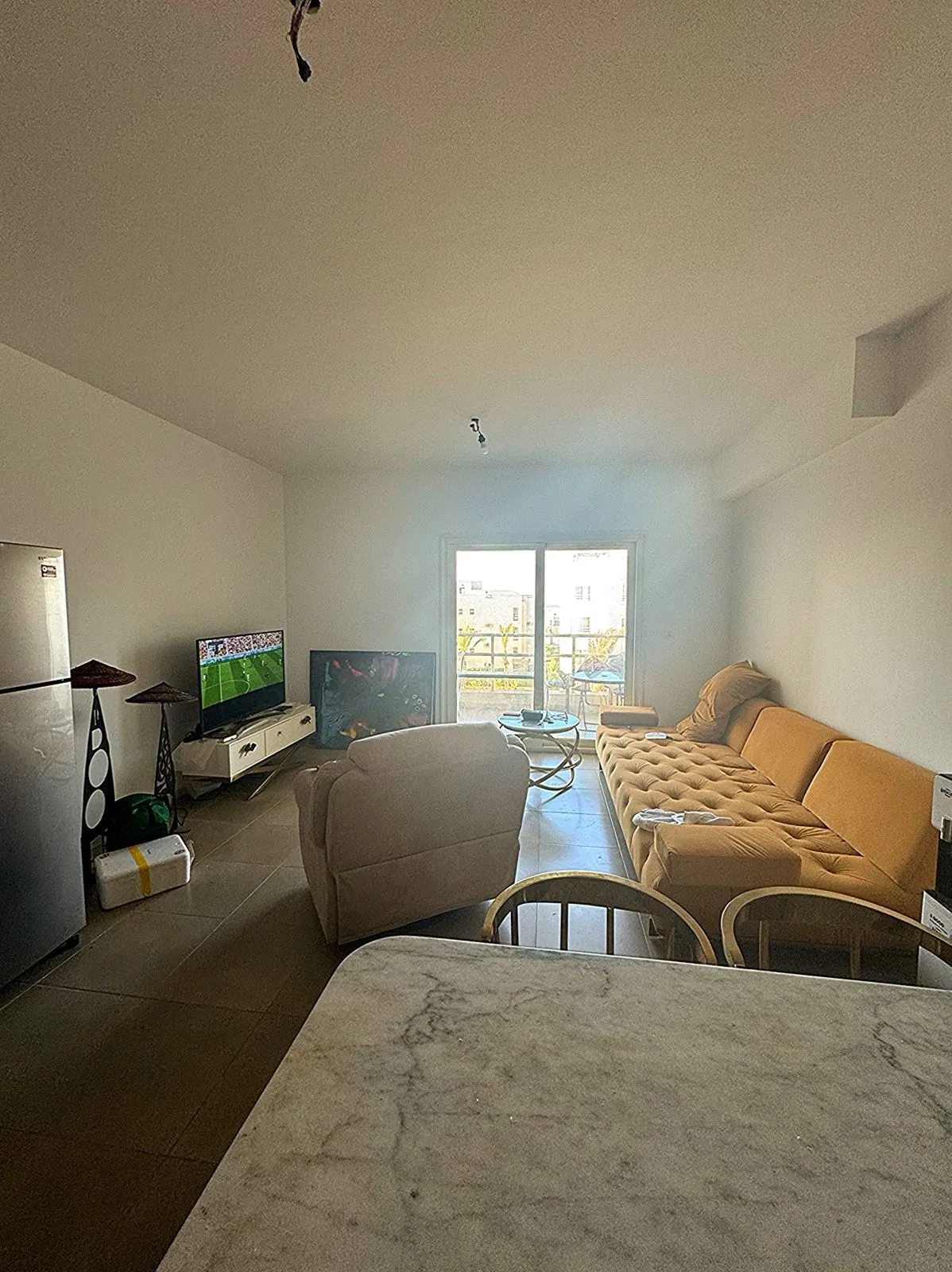  للبيع في أمواج في  بمساحة 0 م² تتكون من 0 غرف